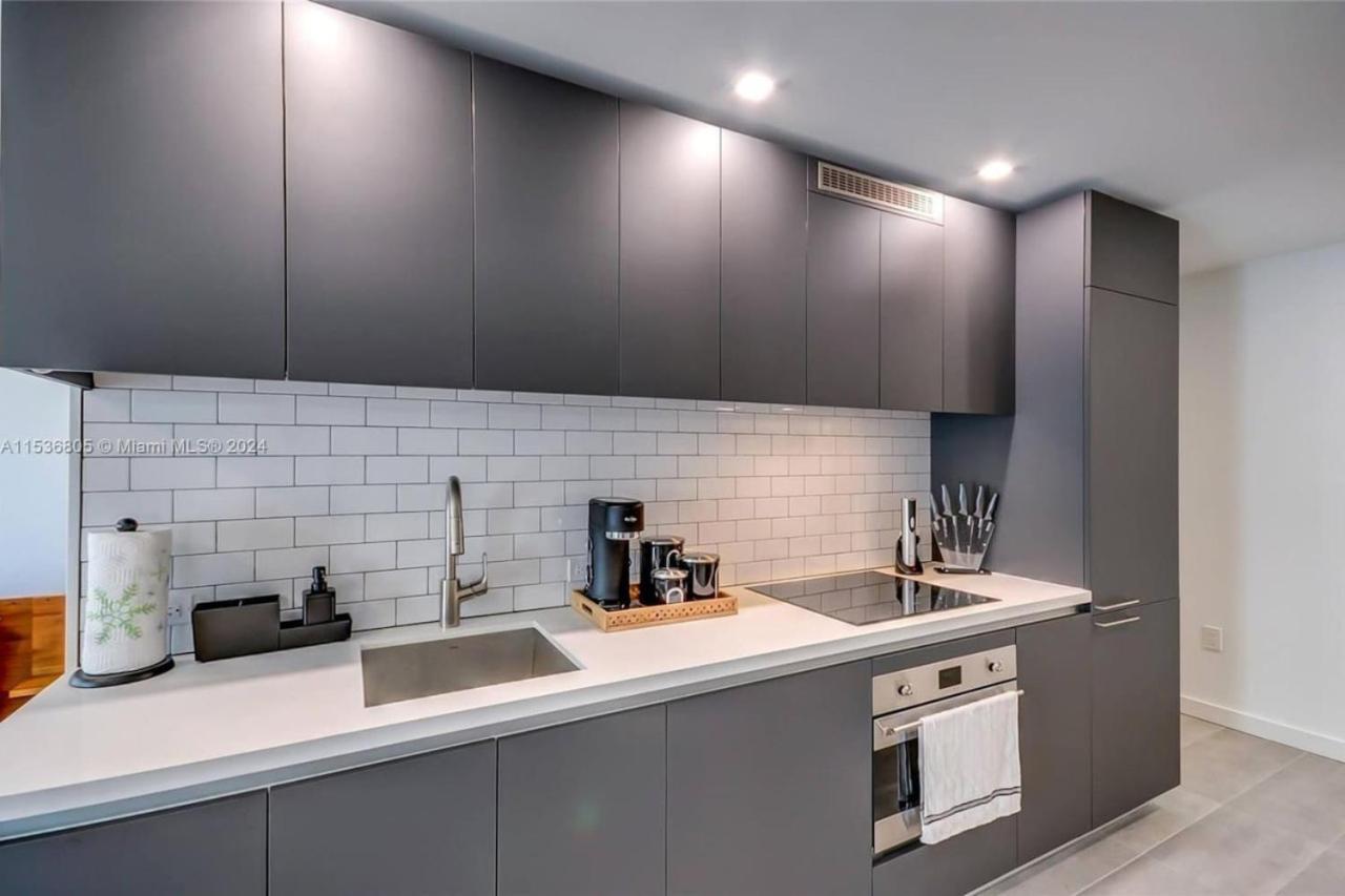 Ocean View Designer Studio, Pool Apartamento *