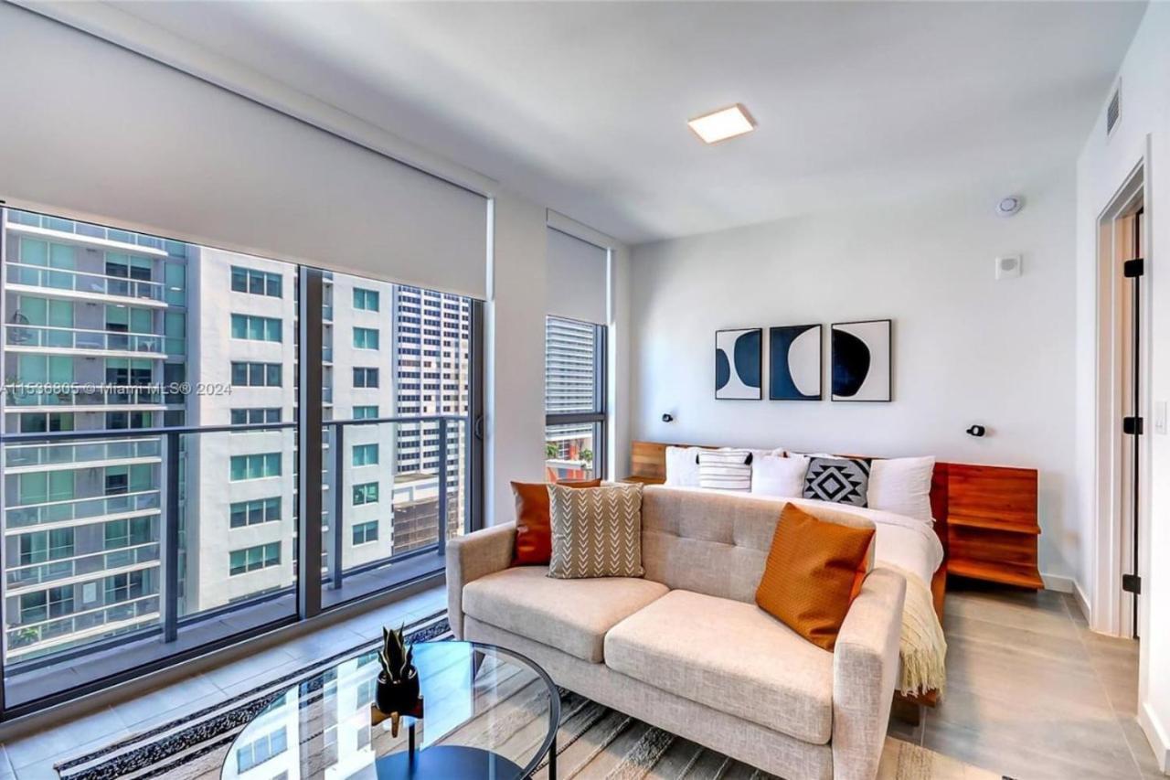 Ocean View Designer Studio, Pool Apartamento